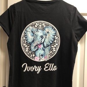 Ivory Ella Pocket black Tee, Used, Small
